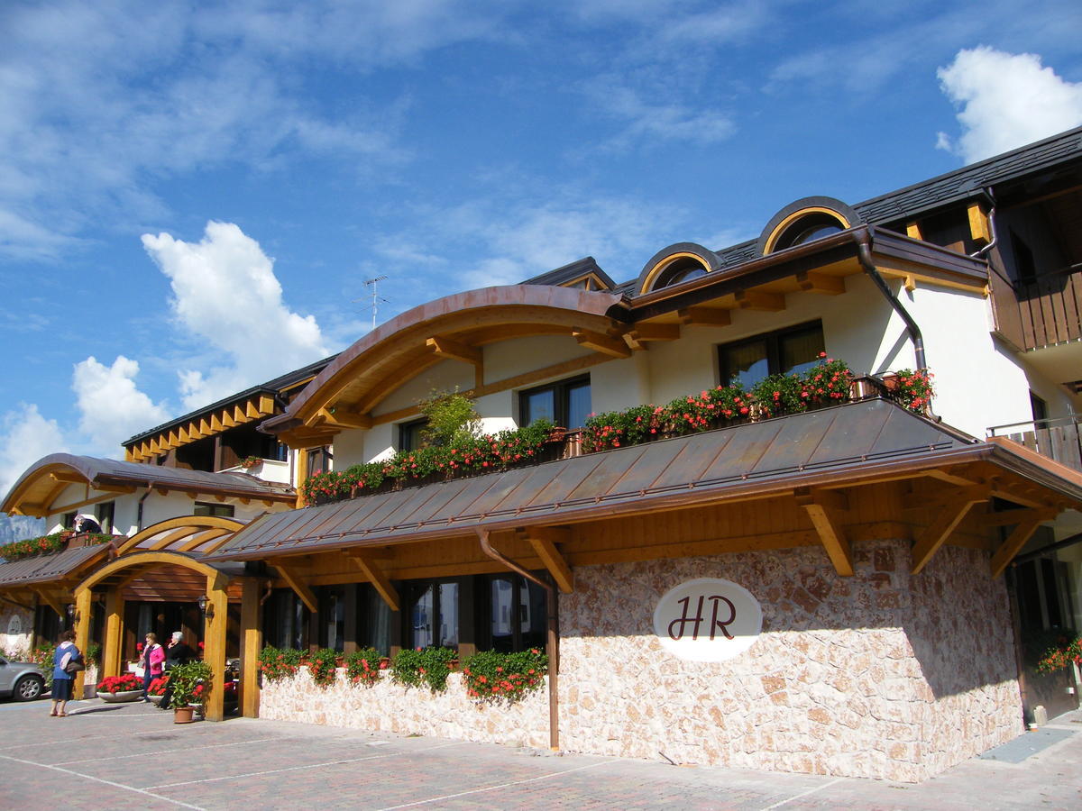 Hotel Regent'S Andalo Esterno foto